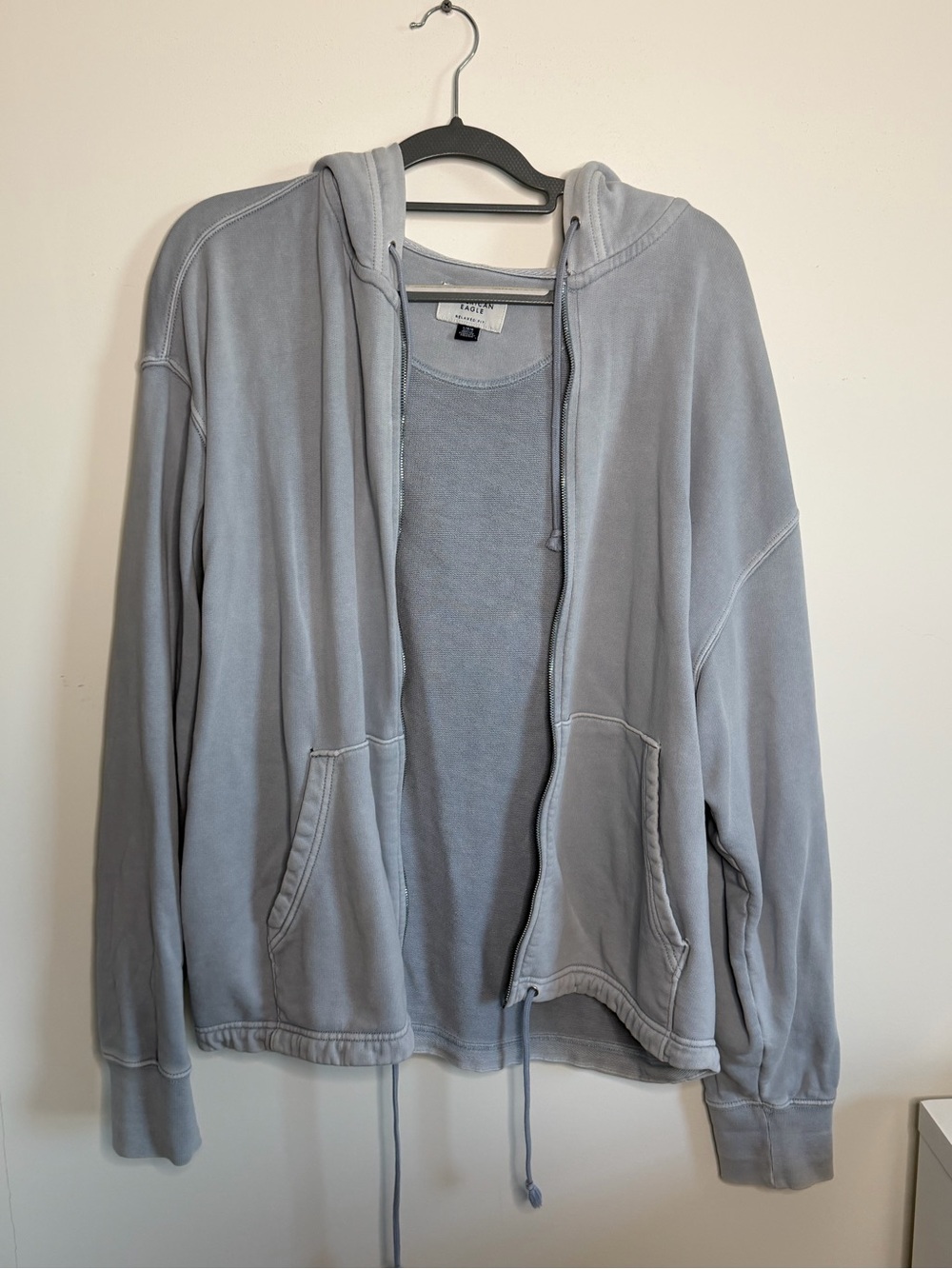 American Eagle Outfitters Light Gray Zip-Up Hooded Sweater